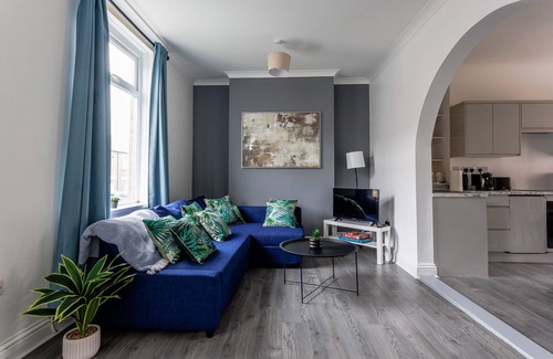 Durham House | Elm View Retreat - Stylish 3-Bed Near Durham