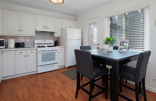 Villa Park House | Elmhurst FHS Rental