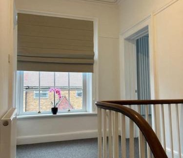 Hoylake House | Elmhurst