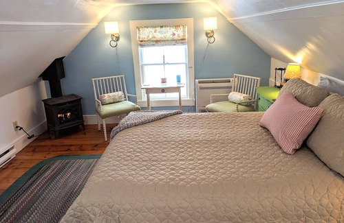 Camden Bed & Breakfast | Elms of Camden