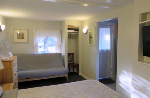 Old Orchard Beach Hotel | Elmwood Motor Court
