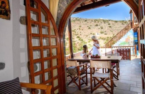 Mavrikiano House | Elounda Monastery Collection House