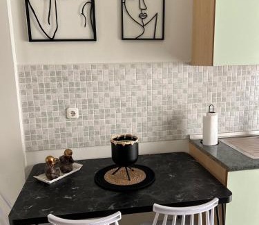 Xanthi Apartment | Elxie House