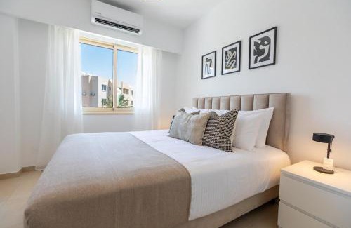 Universal Apartment | Elysian Gem by Staycom
