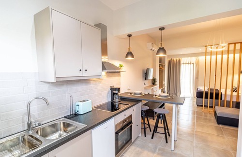 Roda Apartment | Elysian Luxury Studio 2
