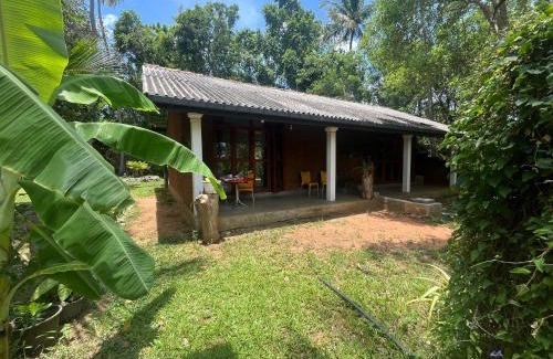 Kandalama House | Ema homestay