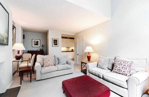 Chelsea Apartment | Embankment Gardens | Pro-Managed