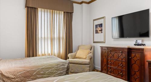 Tenderloin Hotel | EMBASSY HOTEL