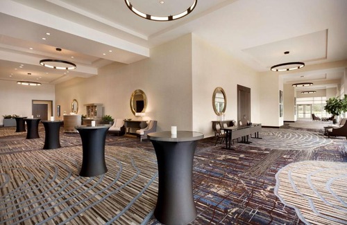 Wetmore Hotel | Embassy Suites By Hilton San Antonio Landmark