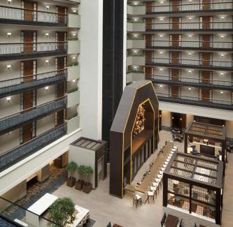 Northern Woods Hotel | Embassy Suites by Hilton Columbus