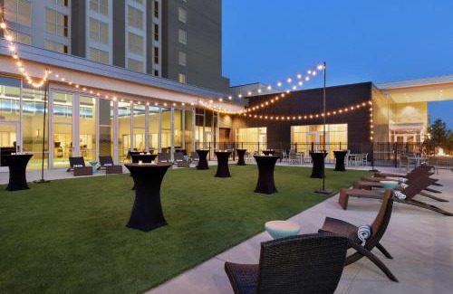 Denton Hotel | Embassy Suites By Hilton Denton Convention Center