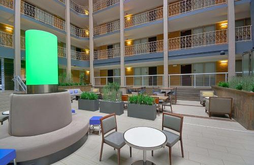 Montbello Hotel | Embassy Suites by Hilton Denver Central Park