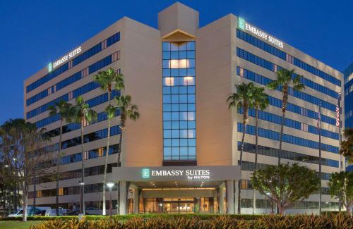 Irvine Business Complex Hotel | Embassy Suites by Hilton Irvine Orange County Airport