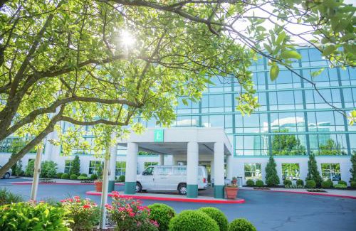 Lexington Hotel | Embassy Suites by Hilton Lexington Green