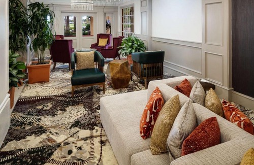 Altamonte Springs Hotel | Embassy Suites by Hilton Orlando North