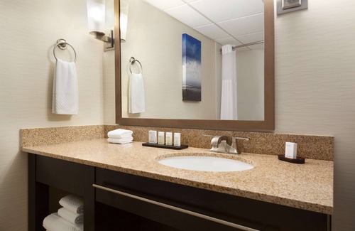 Wheatland Hotel | Embassy Suites by Hilton Oklahoma City Will Rogers Airport