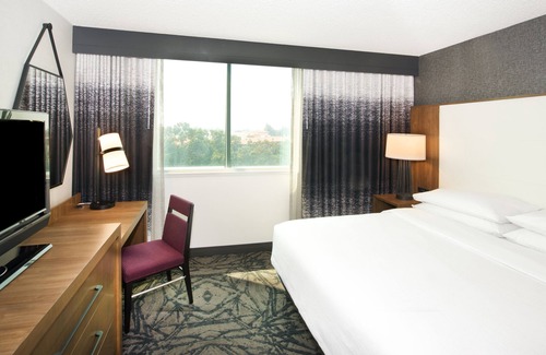 Contra Costa Centre Hotel | Embassy Suites by Hilton Walnut Creek