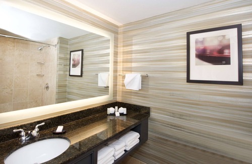 Contra Costa Centre Hotel | Embassy Suites by Hilton Walnut Creek
