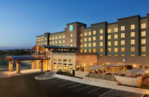 Brooks City Base Hotel | Embassy Suites San Antonio Brooks City Base Hotel & Spa