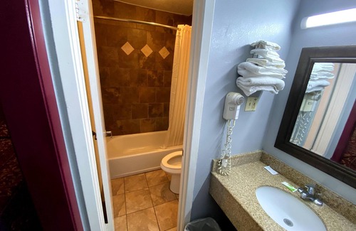 Winnsboro Hotel | Embers Inn