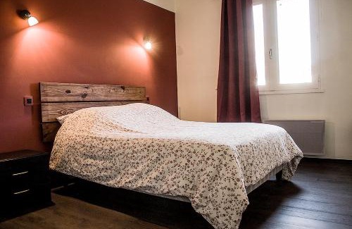 Espelette Apartment | Emeki Emeki