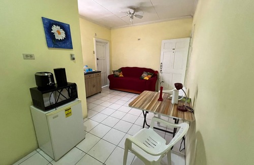 Georgetown Hotel | Emerald Aparment
