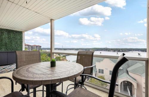 Lake Ozark House | Emerald Bay Oasis - Sleeps 6