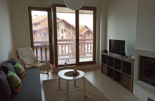 Shiligarnika Apartment | Emerald Buddha Apartment