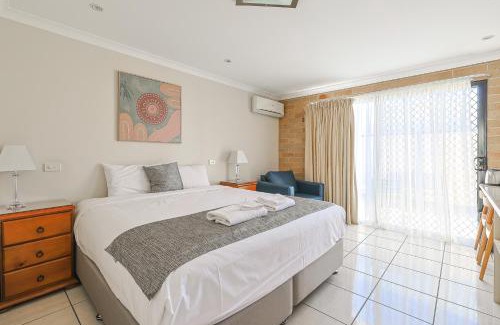 Emerald Hotel | Emerald Central Palms Motel