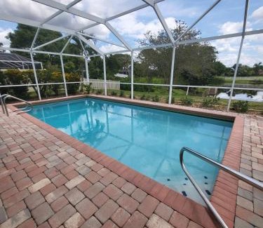 Bradenton House | Emerald House