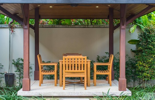 Rawai House | Emerald Pool Villa