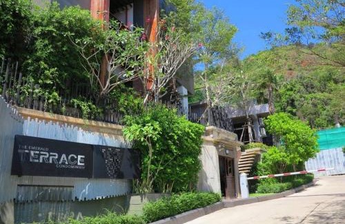 Patong Apartment | Emerald Terrace Condo 10-Family One Bed & Sofa Bed Garden View