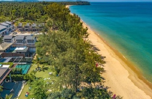 Patong Hotel | Emerald Terrace Patong by Golden Legal Co.,Ltd.