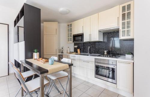 Torre Grande Apartment | Emerald Wave - House on the beach with pool