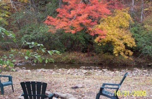 Chatsworth Cabin | Emerson's Cabin at Dennis Mill
