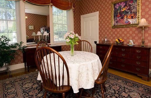 Emigsville Bed & Breakfast | Emig Mansion