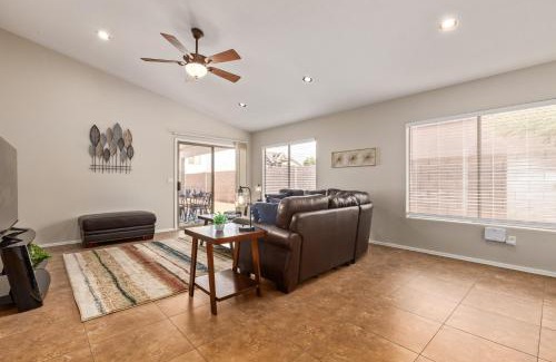 Peoria House | Emile Zola Peoria home