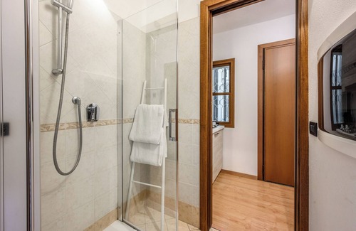 Old Town Apartment | Emilia Studios 6