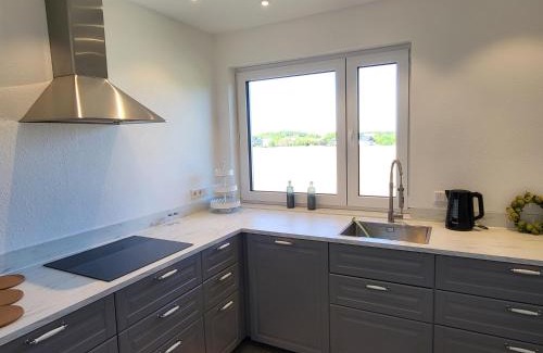 Oberdorla Apartment | Emily Apartments, moderne ruhige Wohnung, nur 4 km von der A2
