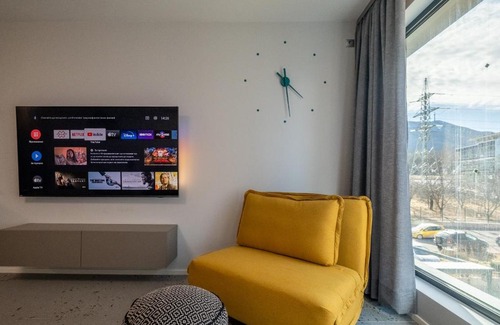 Vitosha District Apartment | Emirates Lux Apartment and Parking