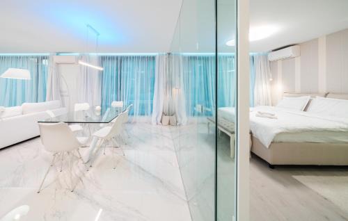 Vitosha District Apartment | Emirates White Sensation