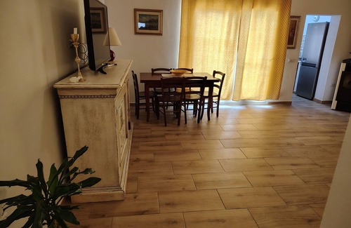 Cabras Apartment | Emma House