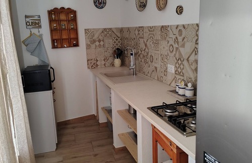 Cabras Apartment | Emma House