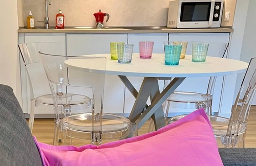 Jesolo Apartment | "Emma", lovely apartment 80 meters from the sea with garden and pool 🐠🥰🌷🌸