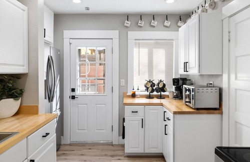 Hidden Valley Ranch House | Emma s Manor A Down Town Prescott Gem