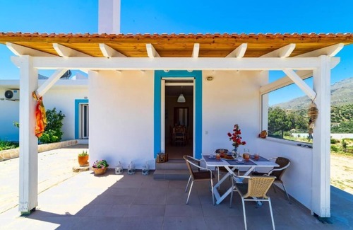 Vizari Apartment | Emmanuela with garden and sea view-Triopetra