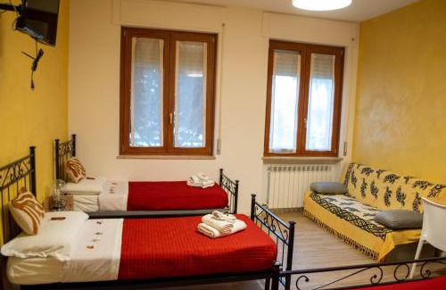 Piacenza Bed & Breakfast | Emmanueli65 fronte clinica per 4 matrimoniale e castello