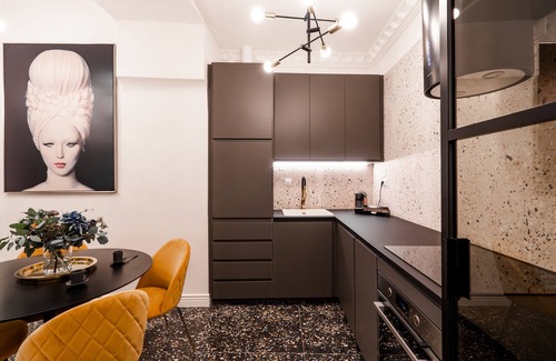 Prague 1 Apartment | Emperor Castle View Suite