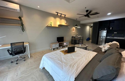 Petaling Jaya Apartment | Empire City Hotel Petaling Jaya