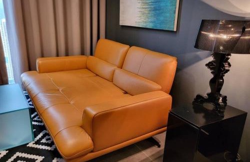 Damansara Perdana Apartment | Empire Damansara Designer Soho Karaoke & Netflix
